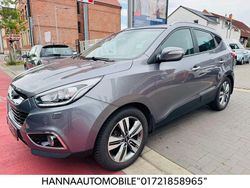 Grau Gebraucht 2015 Hyundai ix35 Style SUV | 8.950 € (Fairer Preis)