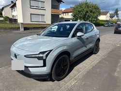 Grau Gebraucht 2024 Volvo EX30 Core SUV | 25.795 €