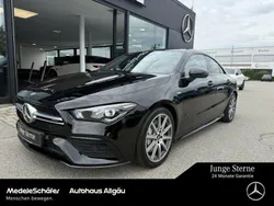 Nachtschwarz Gebraucht 2022 Mercedes CLA35 AMG AMG Coupé | 39.890 € (Guter Preis)