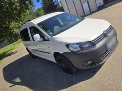 Weiß Gebraucht 2015 VW Caddy Maxi Team Van / Kleinbus | 7.500 € (Fairer Preis)