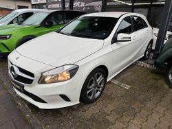 Weiß Gebraucht 2017 Mercedes A200 Limousine | 11.690 € (Fairer Preis)
