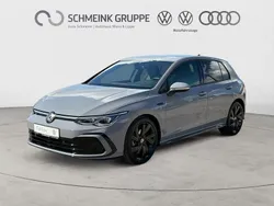 Mondsteingrau Gebraucht 2023 VW Golf VIII R-line Limousine | 29.880 € (Fairer Preis)