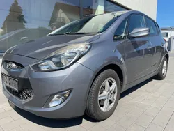 Grau Gebraucht 2012 Hyundai ix20 Comfort Van / Kleinbus | 3.490 € (Fairer Preis)