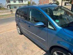 Blau Gebraucht 2012 VW Touran Van / Kleinbus | 8.600 € (Etwas zu teuer)
