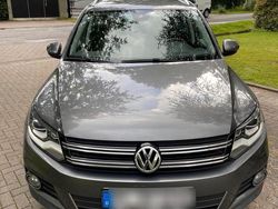 Grau Gebraucht 2014 VW Tiguan Cup SUV | 10.900 € (Fairer Preis)