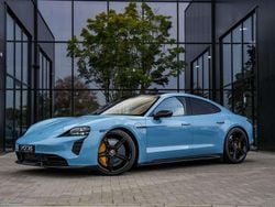 Blau Gebraucht 2020 Porsche Taycan Turbo S Limousine | 82.995 € (Superpreis)