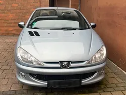 Silber Gebraucht 2006 Peugeot 206 CC Cabrio | 500 € (Superpreis)