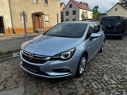 Silber Gebraucht 2017 Opel Astra Innovation Limousine | 9.600 € (Fairer Preis)