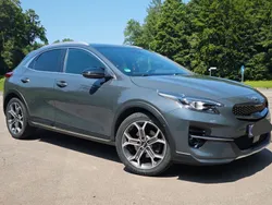 Grau Gebraucht 2020 Kia XCeed Launch Edition SUV | 19.400 € (Fairer Preis)