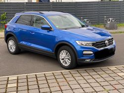 Blau Gebraucht 2018 VW T-Roc SUV | 16.500 € (Teuer)