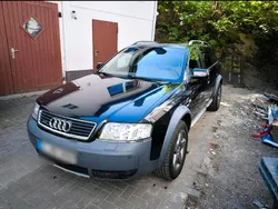 Schwarz Gebraucht 2024 Audi V8 Limousine | 10.500 €