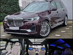 Rot Gebraucht 2022 BMW X7 Performance SUV | 59.890 € (Guter Preis)