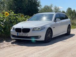 Weiß Gebraucht 2013 BMW 530 Kombi | 10.000 € (Guter Preis)