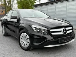 Schwarz Gebraucht 2015 Mercedes GLA180 SUV | 10.950 € (Fairer Preis)