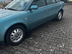 Blau Gebraucht 1999 Audi A6 Limousine | 2.800 €