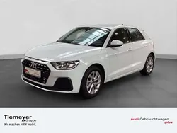 Gletscherweiß metallic Gebraucht 2024 Audi A1 Advanced Kleinwagen | 22.770 € (Fairer Preis)