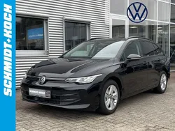 Schwarz Gebraucht 2024 VW Golf VIII Life Kombi | 29.995 € (Etwas zu teuer)