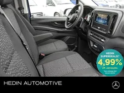 Blau Gebraucht 2025 Mercedes Vito Van / Kleinbus | 37.297 € (Etwas zu teuer)