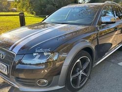 Grau Gebraucht 2010 Audi A4 Allroad Kombi | 12.999 € (Fairer Preis)