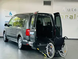 Grau Gebraucht 2017 VW Caddy Maxi Van / Kleinbus | 28.950 €