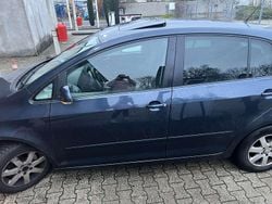 Blau Gebraucht 2007 VW Golf V Edition Kleinwagen | 1.050 € (Superpreis)