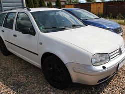 Weiß Gebraucht 2001 VW Golf IV Trendline Kombi | 1.290 € (Guter Preis)