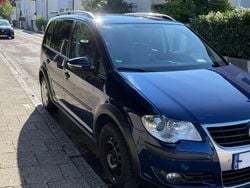 Blau Gebraucht 2010 VW Touran Cross Van / Kleinbus | 2.950 € (Superpreis)