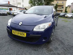 Blau Gebraucht 2012 Renault Mégane III Authentique Limousine | 4.900 € (Guter Preis)