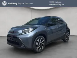 Grau Neu 2025 Toyota Aygo Kleinwagen | 20.990 €