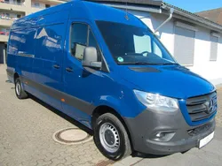 Blau Gebraucht 2022 Mercedes Sprinter Van | 27.850 € (Guter Preis)