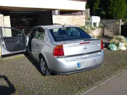 Silber Gebraucht 2003 Opel Vectra Limousine | 1.100 € (Fairer Preis)