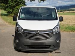 Weiß Gebraucht 2016 Opel Vivaro Van | 10.099 € (Fairer Preis)