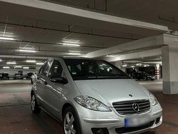 Silber Gebraucht 2007 Mercedes A160 Limousine | 3.400 €