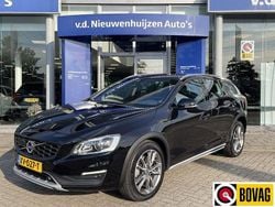 Schwarz Gebraucht 2019 Volvo V60 CC Kombi | 24.962 € (Superpreis)