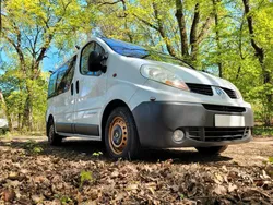 Weiß Gebraucht 2007 Renault Traffic Kombi | 9.600 €