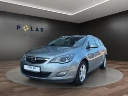 Silber Gebraucht 2011 Opel Astra Kombi | 8.990 € (Teuer)