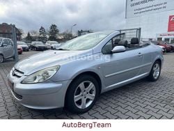 Grau Gebraucht 2004 Peugeot 307 CC Basis Cabrio | 3.999 € (Teuer)