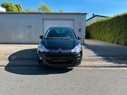 Schwarz Gebraucht 2016 Citroën C3 SELECTION Kleinwagen | 5.490 € (Guter Preis)