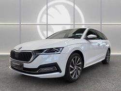 Weiß Gebraucht 2023 Skoda Octavia Style Kombi | 28.430 € (Fairer Preis)