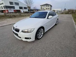 Weiß Gebraucht 2011 BMW 325 M Sport Coupé | 24.500 €
