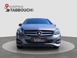 Grau Gebraucht 2015 Mercedes B200 Urban Van / Kleinbus | 11.499 € (Fairer Preis)