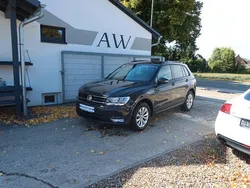 Grau Gebraucht 2017 VW Tiguan Trendline SUV | 19.999 € (Guter Preis)