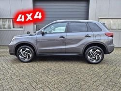 Titan dark gray pearl metallic Neu 2025 Suzuki Vitara Comfort+ SUV | 28.079 € (Fairer Preis)