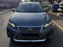 Grau Gebraucht 2018 Lexus CT200h Executive Line Limousine | 16.900 €