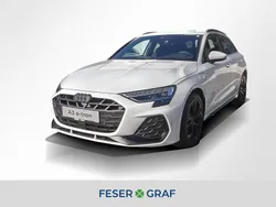 Weiß Neu 2025 Audi A3 Sportback e-tron S-Line Limousine | 45.290 € (Fairer Preis)
