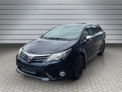 Schwarz Gebraucht 2012 Toyota Avensis Executive Kombi | 7.600 € (Fairer Preis)