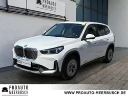 Alpinweiss iii Gebraucht 2024 BMW iX1 Performance SUV | 41.999 € (Guter Preis)