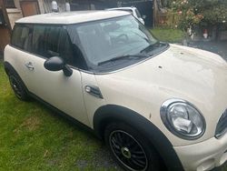 Beige Gebraucht 2012 Mini ONE Kleinwagen | 5.500 € (Etwas zu teuer)