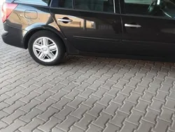 Schwarz Gebraucht 2007 Renault Laguna GrandTour Initiale Kombi | 2.050 € (Guter Preis)