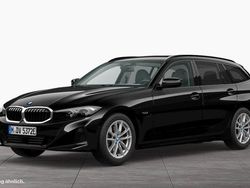 Schwarz Gebraucht 2022 BMW 320e Sport Line Kombi | 32.912 € (Etwas zu teuer)